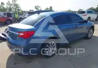 2011 Chrysler 200 photo