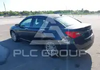 2011 Chrysler 200 photo