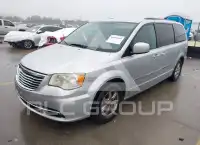 2011 Chrysler TOWN & COUNTRY photo