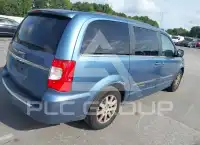 2011 Chrysler TOWN & COUNTRY фото