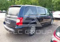 2011 Chrysler TOWN & COUNTRY фото