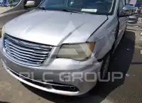 2011 Chrysler TOWN & COUNTRY photo