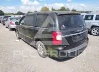 2011 Chrysler TOWN & COUNTRY фото