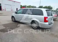 2011 Chrysler TOWN & COUNTRY фото