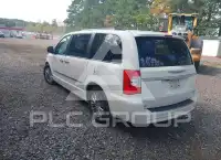 2011 Chrysler TOWN & COUNTRY фото
