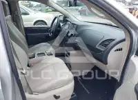 2011 Chrysler TOWN & COUNTRY фото