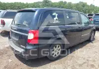 2011 Chrysler TOWN & COUNTRY photo