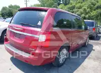 2011 Chrysler TOWN & COUNTRY фото