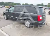 2011 Chrysler TOWN & COUNTRY photo