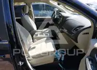 2011 Chrysler TOWN & COUNTRY фото