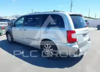 2011 Chrysler TOWN & COUNTRY photo