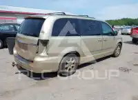 2011 Chrysler TOWN & COUNTRY photo