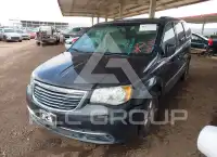 2011 Chrysler TOWN & COUNTRY photo