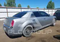 2011 Chrysler 300 photo