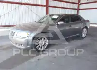 2011 Chrysler 300 photo