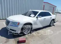 2011 Chrysler 300 photo