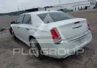 2011 Chrysler 300 фото
