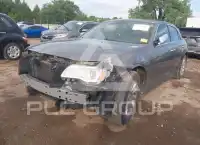 2011 Chrysler 300 фото