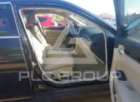 2011 Chrysler 300 фото