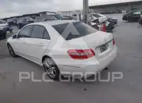2011 Mercedes Benz E 350 photo