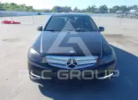 2011 Mercedes Benz C 300 фото