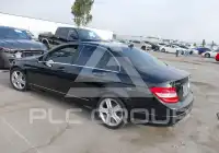 2011 Mercedes Benz C 300 фото