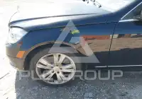 2011 Mercedes Benz C 300 фото