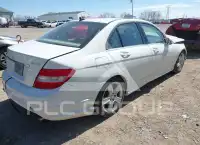 2011 Mercedes Benz C 300 фото