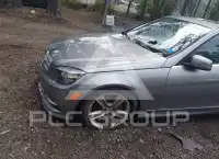 2011 Mercedes Benz C 300 фото