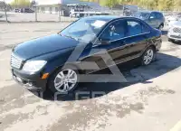 2011 Mercedes Benz C 300 фото