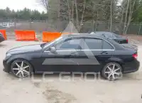 2011 Mercedes Benz C 300 фото