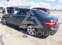 2011 Mercedes Benz E 350 photo