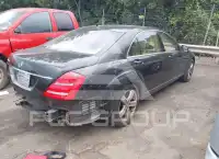 2011 Mercedes Benz S 550 photo