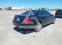 2011 Mercedes Benz S 550 фото