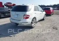2011 Mercedes Benz ML 350 фото