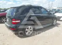 2011 Mercedes Benz ML 350 photo