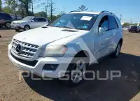 2011 Mercedes Benz ML 350 photo