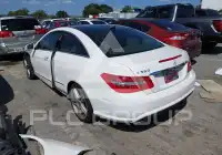 2011 Mercedes Benz E 550 фото