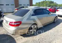 2011 Mercedes Benz E-Class фото