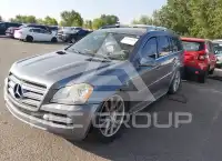 2011 Mercedes Benz GL 550 photo