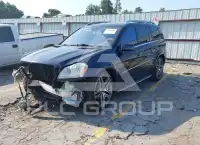 2011 Mercedes Benz GL 550 photo