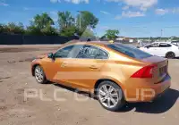 2011 Volvo S60 фото