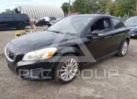 2011 Volvo C30 фото