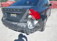 2011 Volvo S40 фото