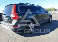 2011 Volvo XC70 photo