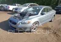 2011 Volvo C70 photo