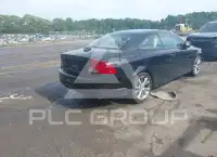 2011 Volvo C70 photo