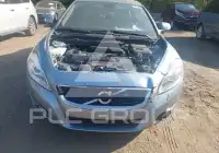 2011 Volvo C70 photo