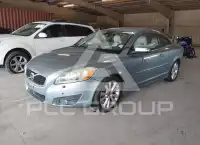 2011 Volvo C70 photo