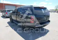 2011 GMC YUKON фото